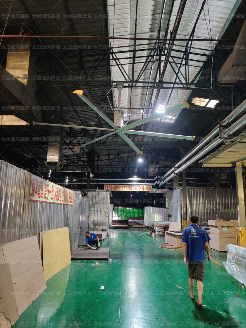 工業(yè)大風(fēng)扇 VS 環(huán)保空調(diào)，哪種更適合你的工廠？