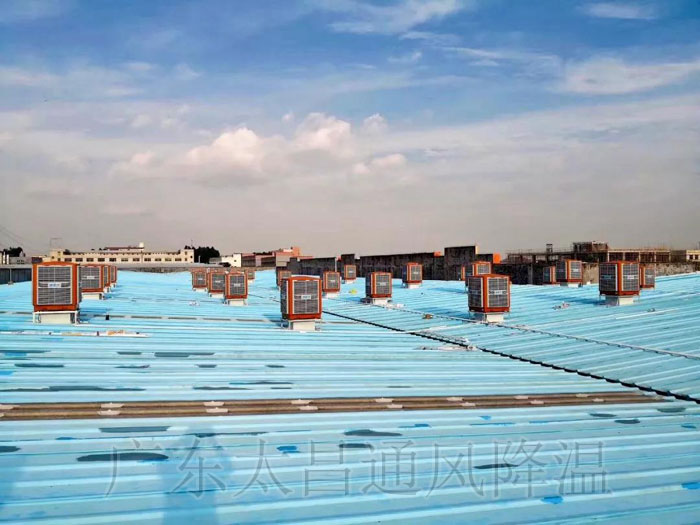 注塑廠降溫方案-潤東方環(huán)?？照{(diào)